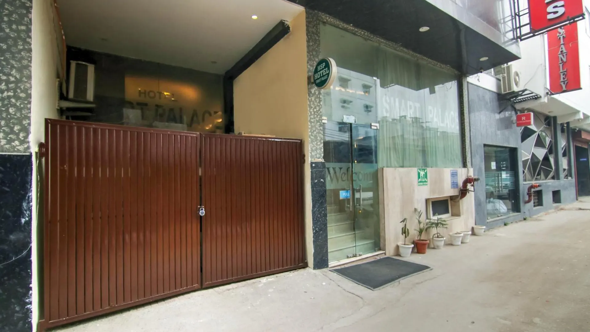 Hotel Hsp Suites At Delhi Airport New Delhi